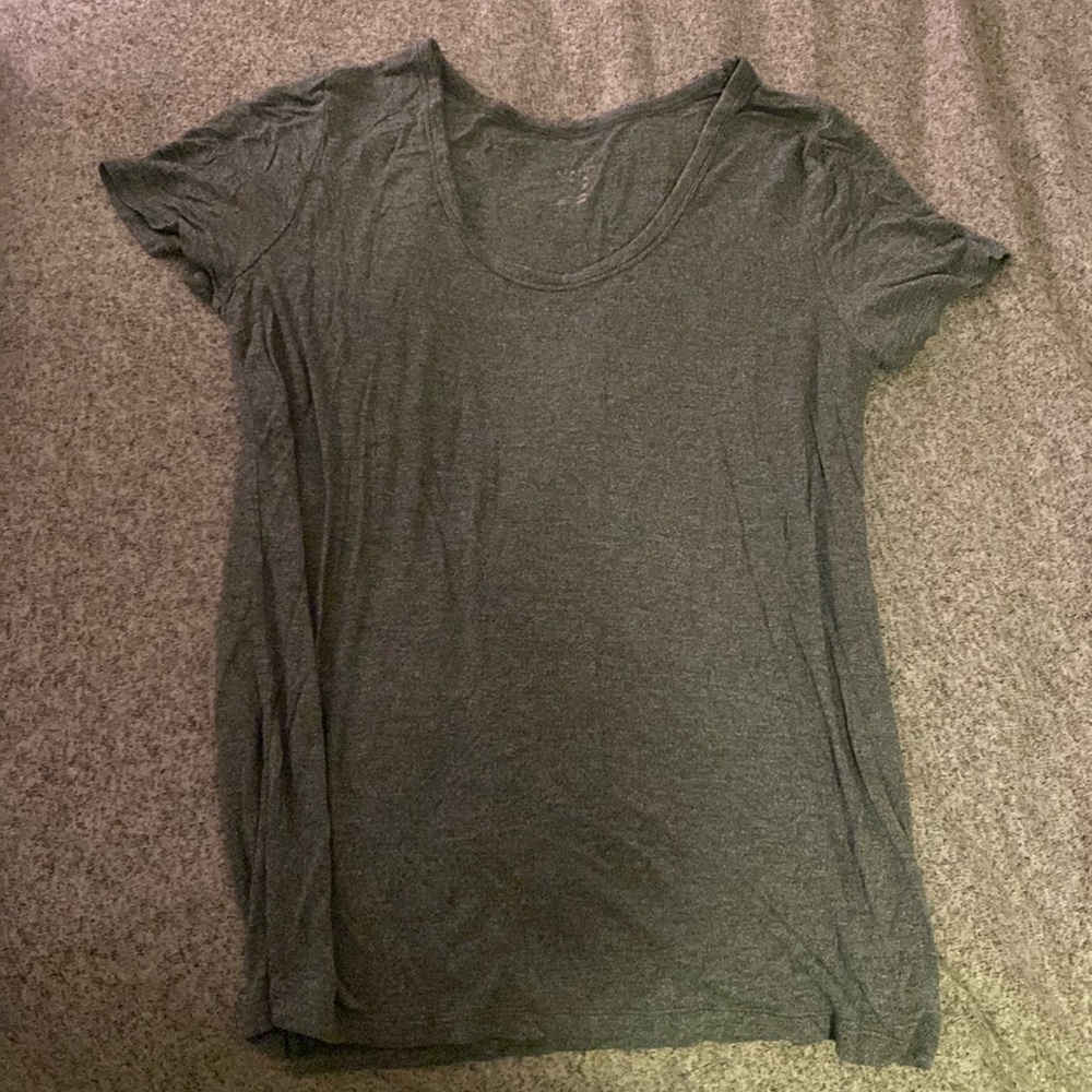 A New Day size M short sleeve gray t shirt - great condition very soft